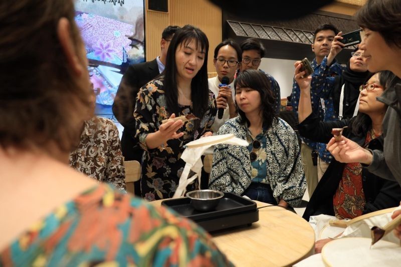 Batik: Jalan Menuju Kemandirian Ekonomi Perempuan Indonesia