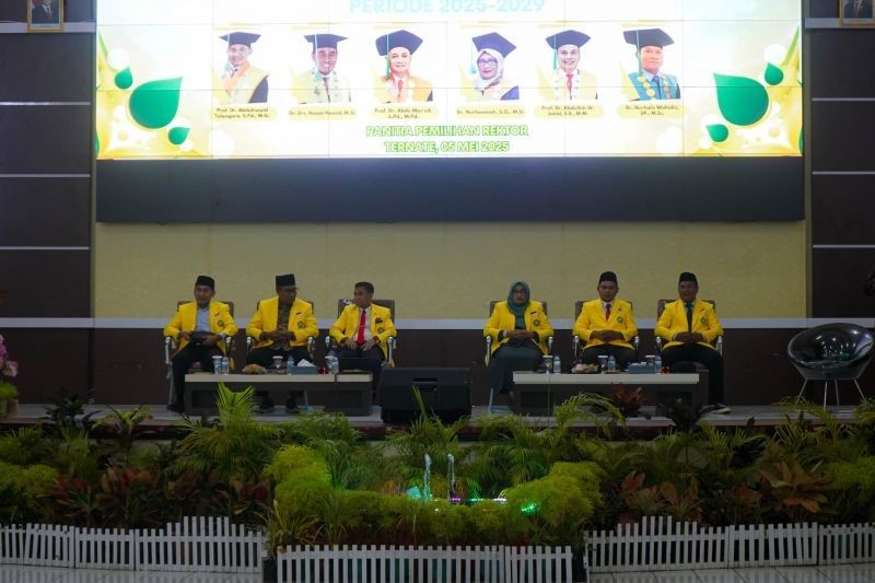 Enam Bakal Calon Rektor Unkhair Ternate Paparkan Visi dan Misi