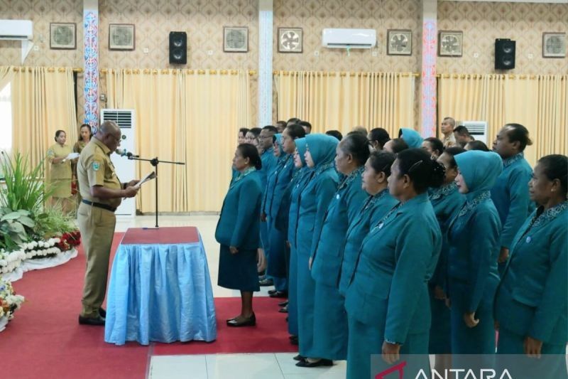 Bupati Teluk Wondama Ajak PKK Dukung Program Makan Bergizi Gratis