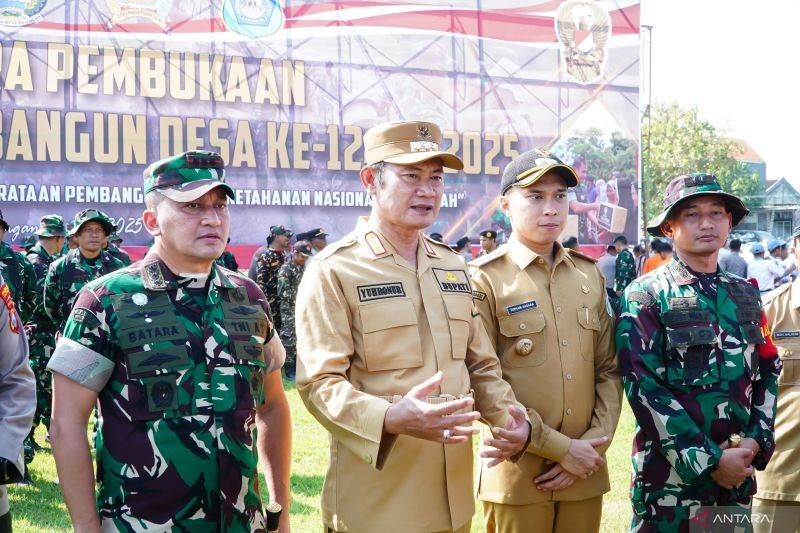 Pemkab Lamongan dan TNI Percepat Pembangunan Desa melalui TMMD ke-124