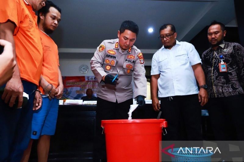 Polresta Banjarmasin Musnahkan Barang Bukti Narkoba Rp1,8 Miliar, Selamatkan Ribuan Jiwa