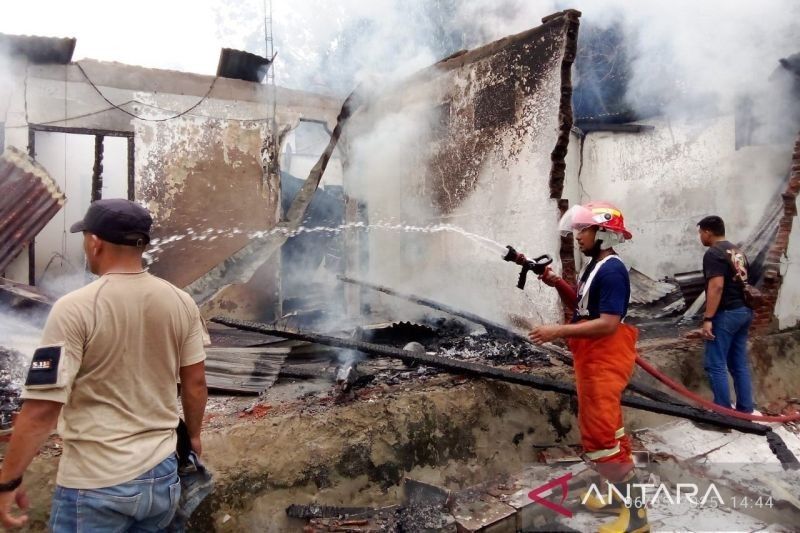Tragedi Kebakaran di Kendari: Dua Balita Tewas Terpanggang
