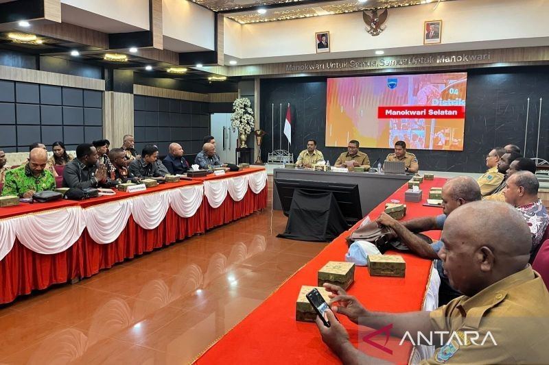 Pemkab Manokwari Sepakati Perubahan Nama Distrik, Libatkan Tokoh Adat