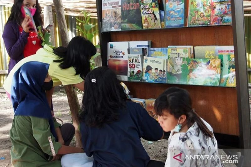 Pemkab Donggala Dorong Perpustakaan Desa Tingkatkan Minat Baca