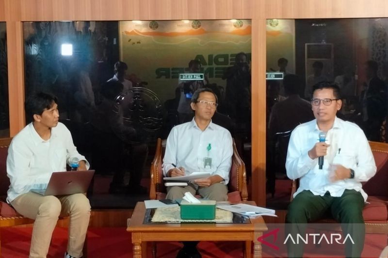 Kemenhut Segel 55 Usaha Ilegal di Hutan, Kerugian Negara Capai Miliaran Rupiah