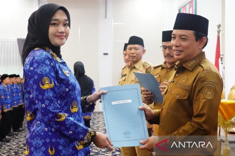 183 CPNS Pemkot Bengkulu Resmi Dilantik, Wali Kota Pesan Layanan 24 Jam!