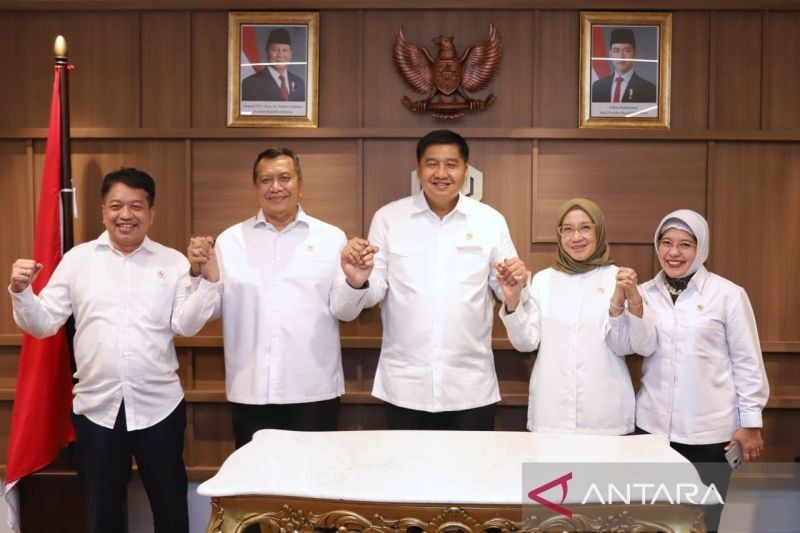 Menteri Rini Widyantini Diapresiasi Peduli Kesejahteraan Pegawai