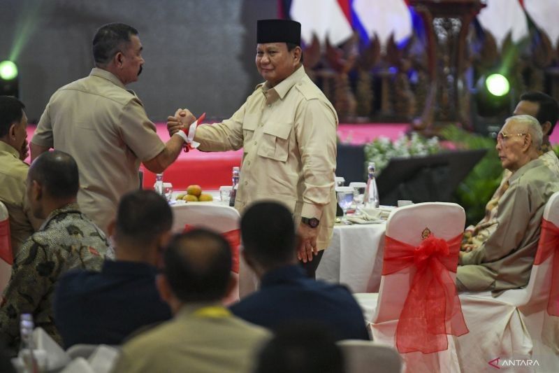 Prabowo dan Try Sutrisno Satu Meja, Hasan Nasbi Kembali Pimpin PCO: Rangkuman Berita Politik Indonesia