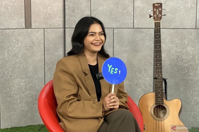 Citra Scholastika: Menulis, Hobi Baru yang Membawa Kedamaian