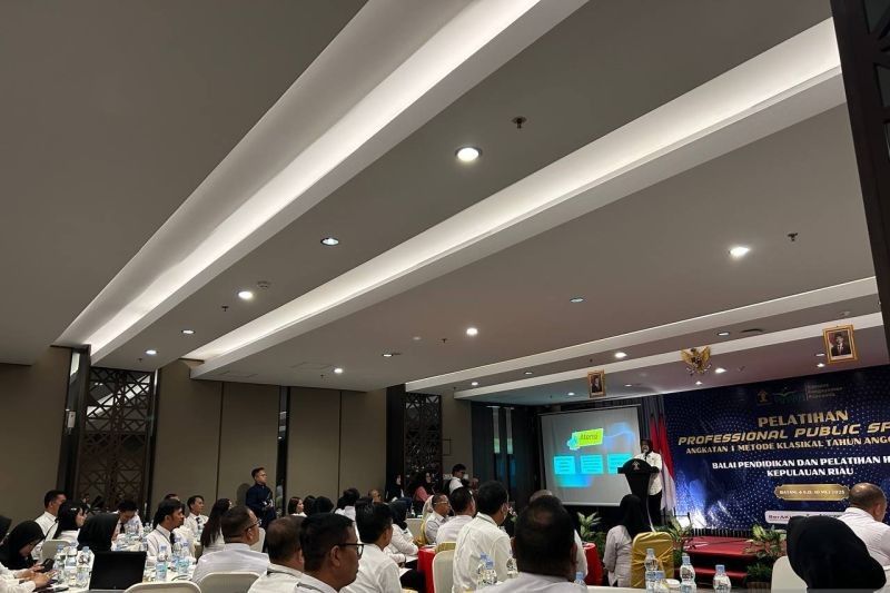 BPSDM Kemenkumham Latih Public Speaking ASN di Kepri: Tingkatkan Pelayanan Publik di Era Digital