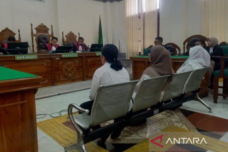 Mantan Kadinkes Tapteng Divonis 16 Bulan Penjara Kasus Korupsi Rp10,6 Miliar