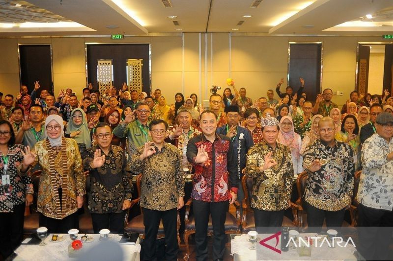 Sukses Kelola Sampah, Surabaya Jadi Role Model Nasional