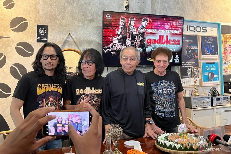 God Bless Gelar Konser Akustik Perdana: Sebuah Inovasi dalam 52 Tahun Karier