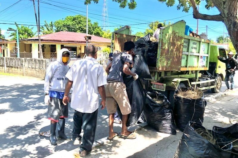 DLH Kaimana Optimalkan Penanganan Sampah dengan 60 Petugas Baru