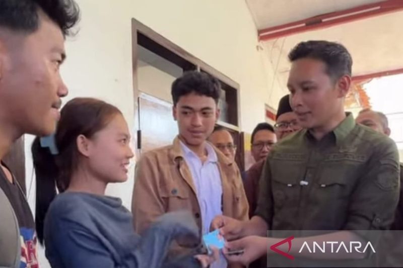 Cianjur Permudah Warga, Resmikan 8 Titik Cetak KTP Elektronik!