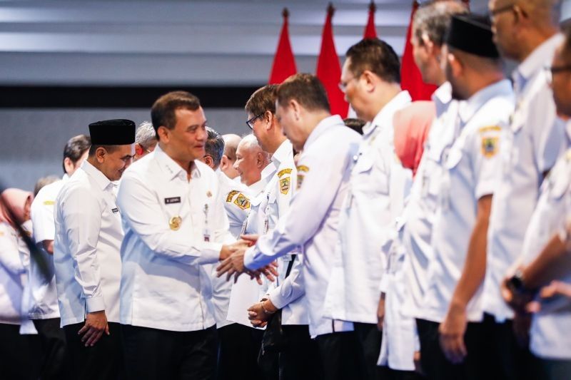 Gubernur Jateng Tegaskan: Tak Ada Pejabat Titipan dalam Mutasi Terbaru!