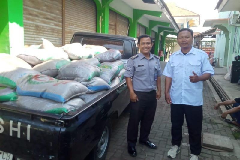 Pemkot Pekalongan Dukung Budi Daya Organik di Rutan dengan Bantuan Pupuk Kompos