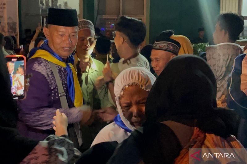 435 Calon Haji Cianjur Kloter Pertama Berangkat ke Tanah Suci