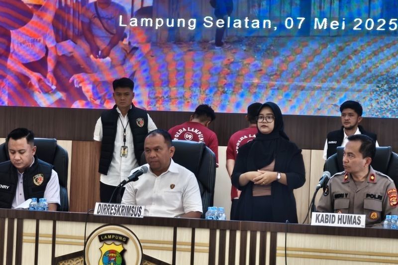 Polda Lampung Ungkap Pemalsuan Pertalite: BBM Diganti Minyak Mentah, Ancaman 6 Tahun Penjara!