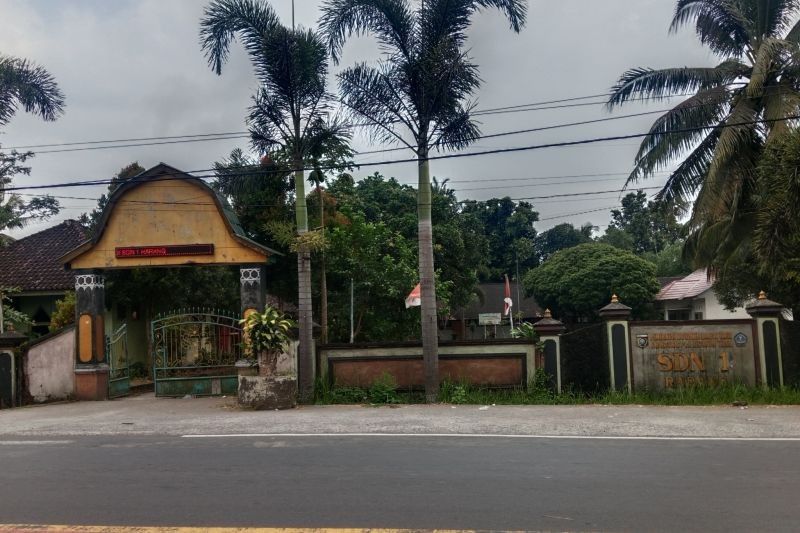 Wabup Lombok Timur Imbau Sekolah Inovatif Rayakan Kelulusan, Hindari Hura-Hura
