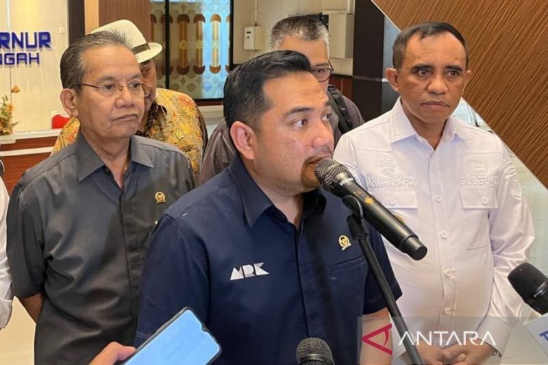 DPR Ancam Tahan Dana Transfer Daerah yang Tak Gunakan Bank Daerah