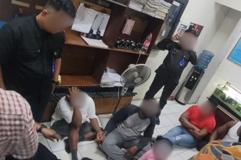 Imigrasi Jakut Deportasi 9 Warga Asing: Kasus Sponsor Fiktif hingga Penipuan
