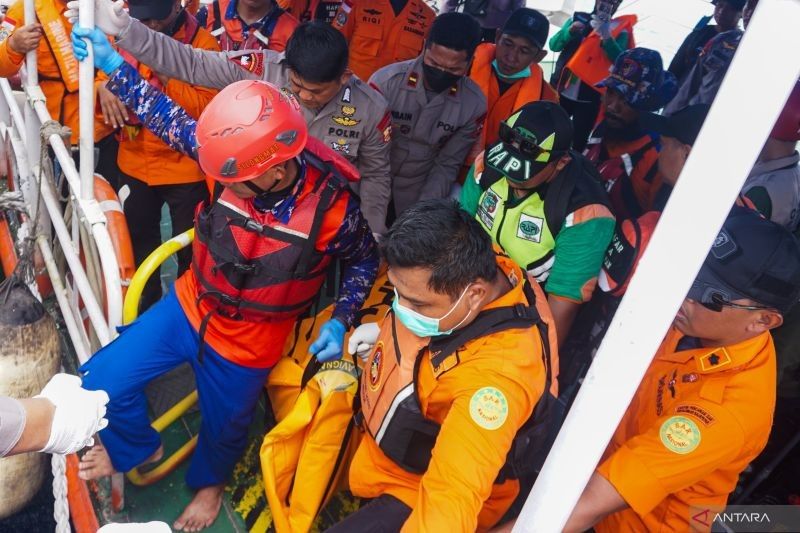 Korban Terakhir Tenggelamnya Kapal Feri Muclisa Ditemukan