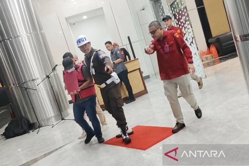 Ketua Buzzer Jadi Tersangka Perintangan Perkara di Kejagung, Diduga Terima Rp864 Juta