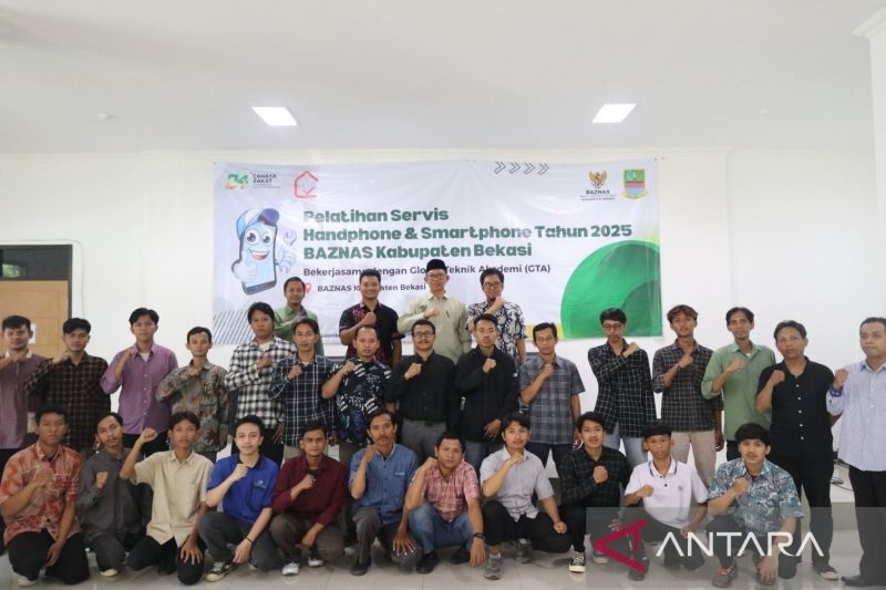 Baznas Bekasi Latih Warga Servis HP, Tekan Pengangguran dan Wujudkan Kemandirian Ekonomi