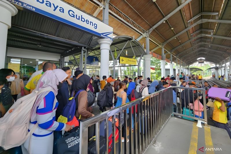 KAI Daop 8 Surabaya Siapkan 29.898 Tempat Duduk Antisipasi Lonjakan Penumpang Libur Waisak 2025