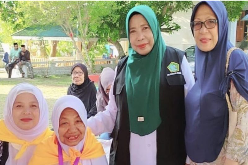 Kisah Inspiratif Nenek Nursadek: 17 Tahun Menabung Demi Ibadah Haji
