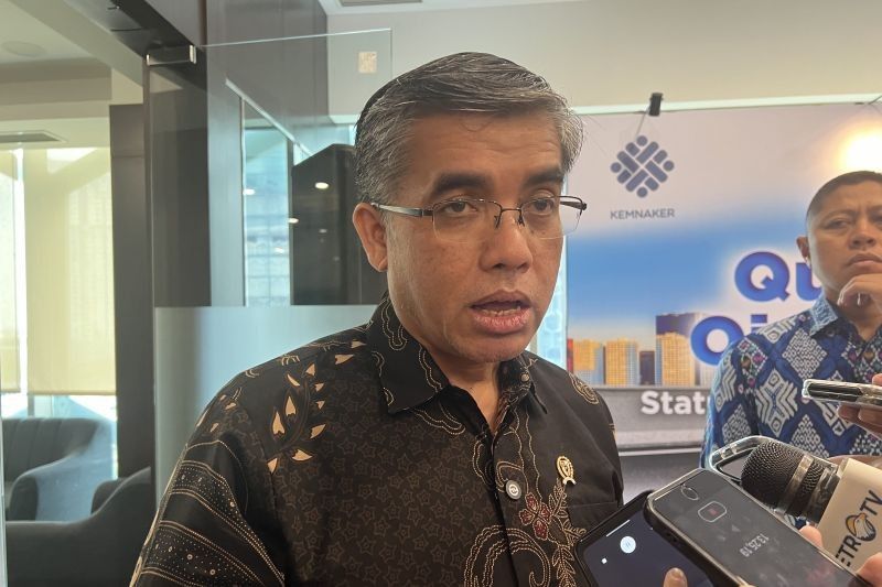 Menaker Optimalkan SIAPKerja Hadapi Gelombang PHK: Integrasi Data Lowongan Kerja Jadi Kunci