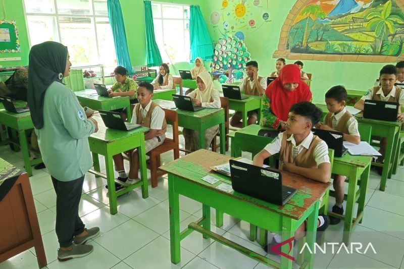 Dinas Pendidikan Kota Madiun Siap Laksanakan SPMB 2025: Sistem Baru, Pelayanan Optimal?