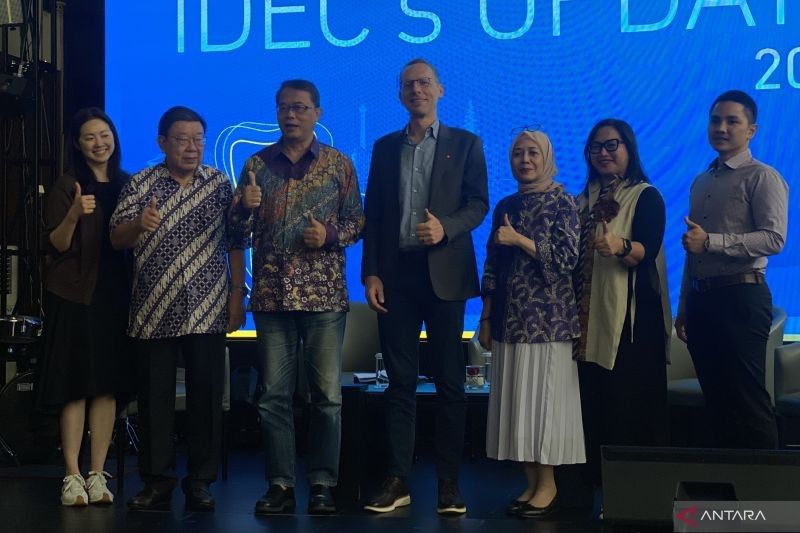 IDEC 2025: Transformasi Kesehatan Gigi di Indonesia