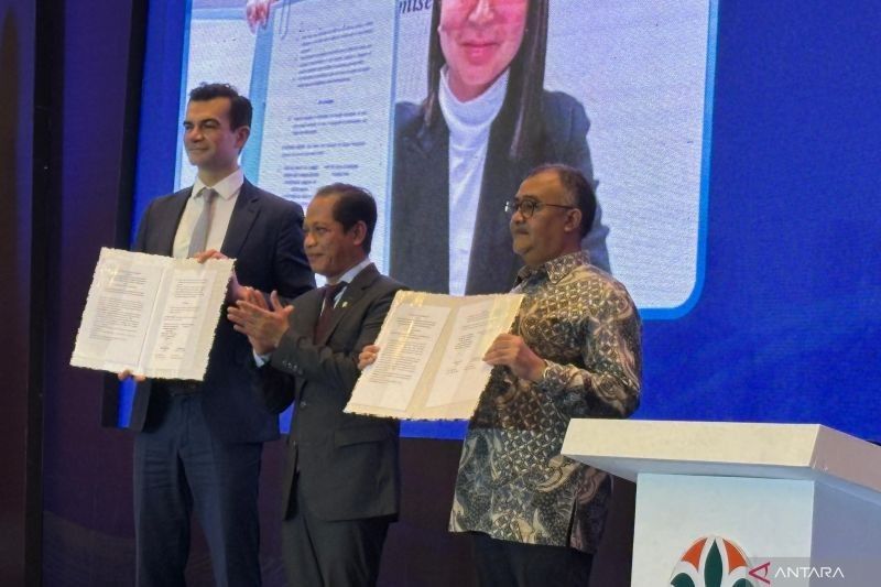 KLH Lakukan Simulasi Ulang Target Second NDC, Sasar Pertumbuhan Ekonomi 8 Persen