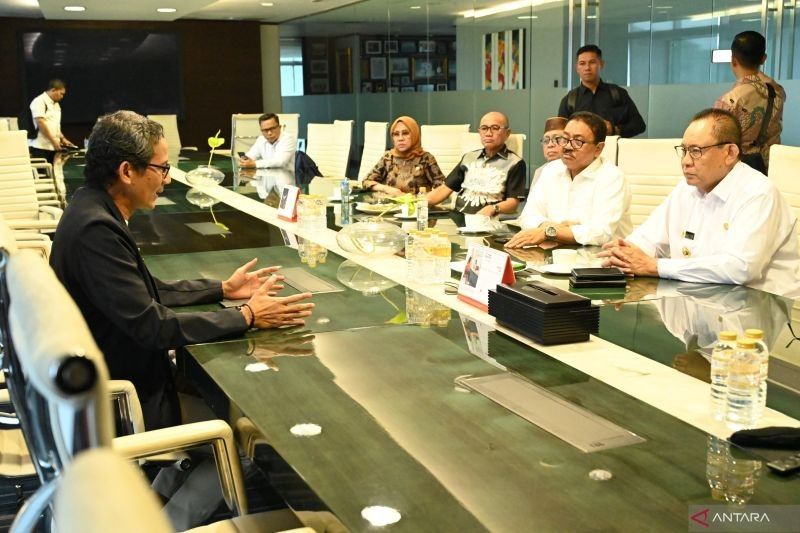 Gorontalo Berencana Dirikan Bank Daerah, Sandiaga Uno Beri Dukungan Penuh
