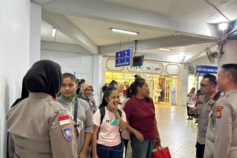 Polda Kepri Kawal Pemulangan 105 PMI Deportasi dari Malaysia