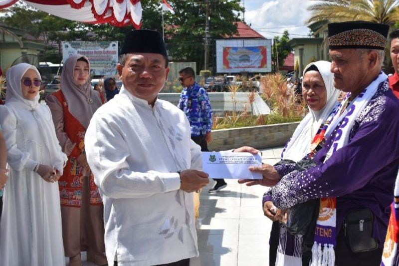 Pemkab Kapuas Berikan Pelayanan Optimal untuk 324 Calon Haji