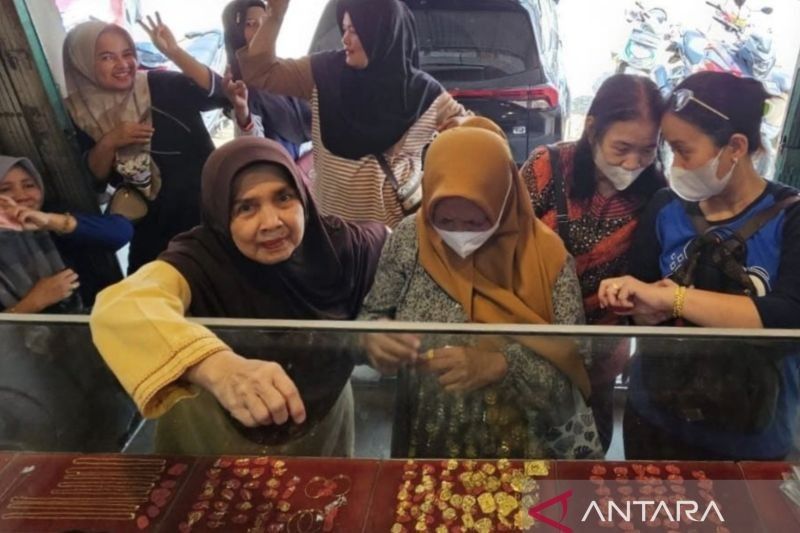 Harga Emas di Palembang Tembus Rp10.600.000 per Suku, Naik Rp500.000!