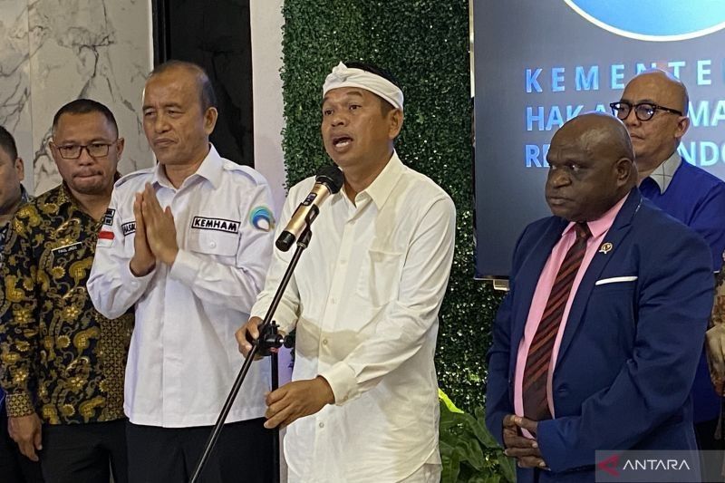 Gubernur Jabar Bantah Wajib Vasektomi untuk Bansos: KB Hanya Anjuran