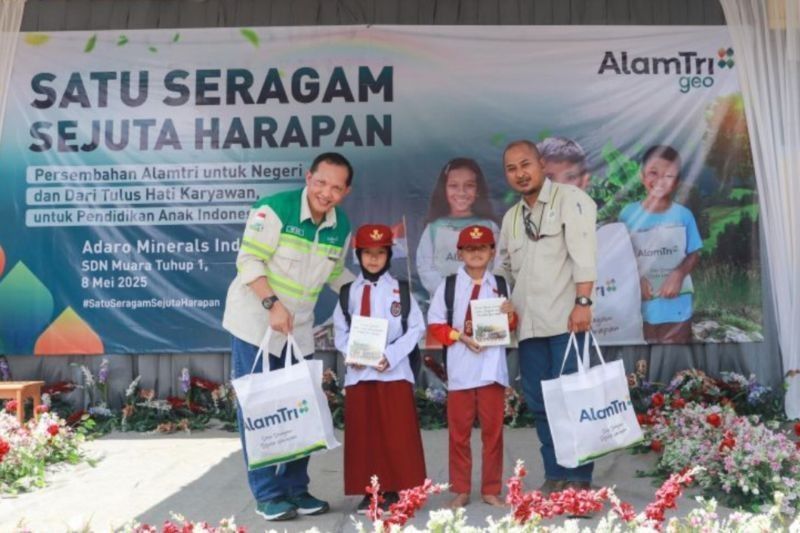 1.533 Paket Seragam Sekolah Disalurkan di Murung Raya, Kalteng