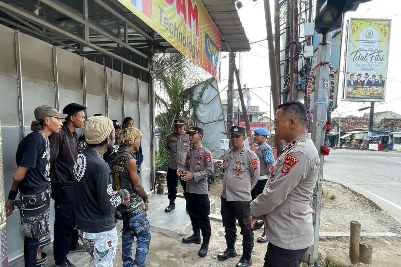 Polres Lebak Berhasil Tangkap Tiga Premanisme dalam Operasi Pekat II Maung 2025