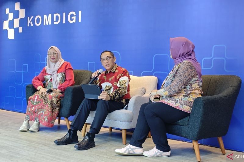 Kemkominfo Bekukan World App: 500 Ribu Data Retina Warga Indonesia Terkumpul Sejak 2021