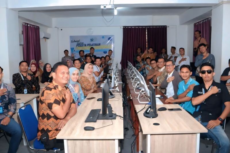Perumda Tirta Raja OKU Terapkan Aplikasi Mobile Meter Reading untuk Tingkatkan Pelayanan
