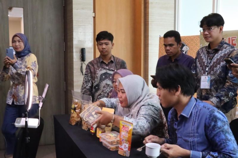 Disperin Kalsel Tingkatkan Daya Saing IKM Pangan Lokal di Era Digital