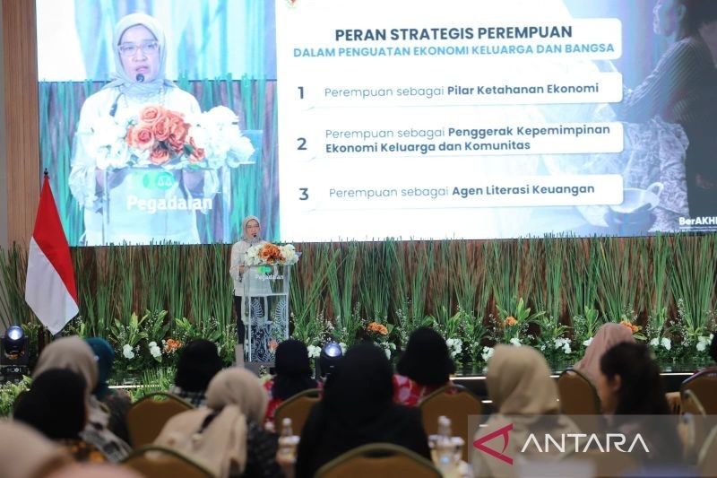 Menteri PANRB Dorong Perempuan Melek Edukasi Keuangan: Investasi Emas Jadi Solusi