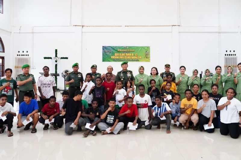 Kodam XVII/Cenderawasih Rayakan HUT ke-62 dengan Anjangsana ke Panti Asuhan