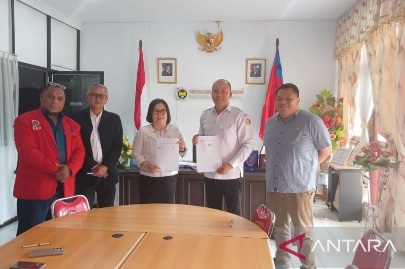 Bawaslu Minahasa dan Unima Jalin Kerja Sama Tingkatkan Kualitas Pendidikan Hukum di Sulut