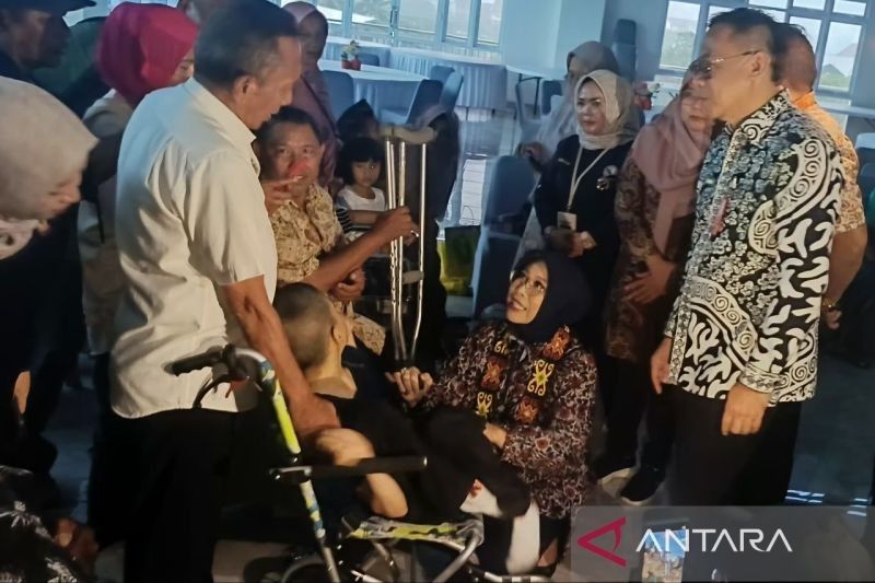 Kemensos Berikan Bantuan Rehabilitasi Sosial untuk Disabilitas dan Lansia Samarinda