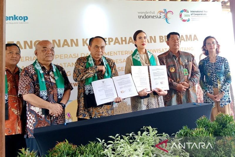 Kemenkop dan Kemenpar Jalin Kerja Sama Optimalkan Kopdes untuk Pariwisata RI